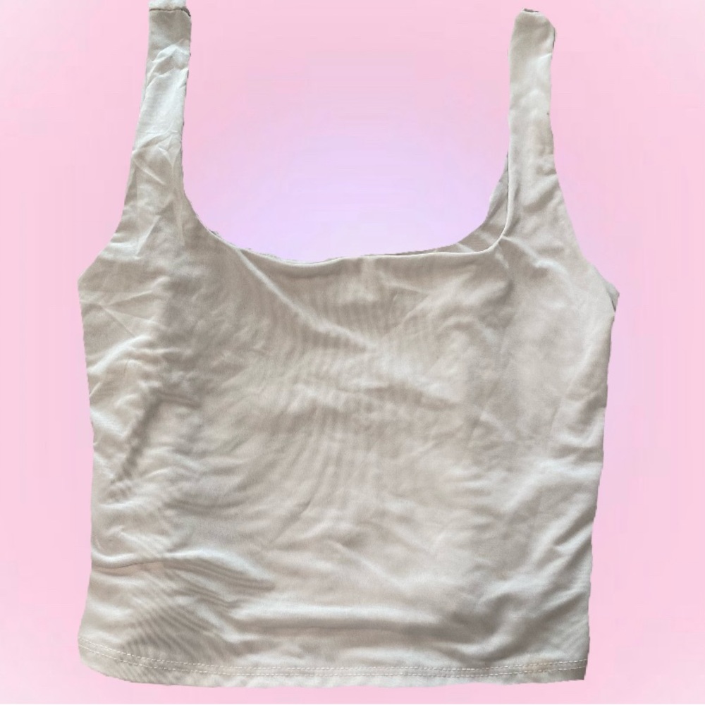 Cute basic top!!